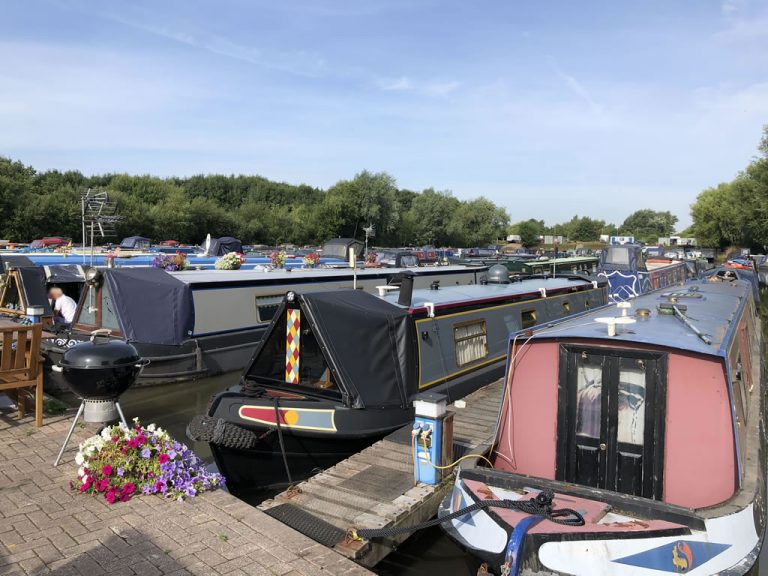 anderton marina boats 768x576