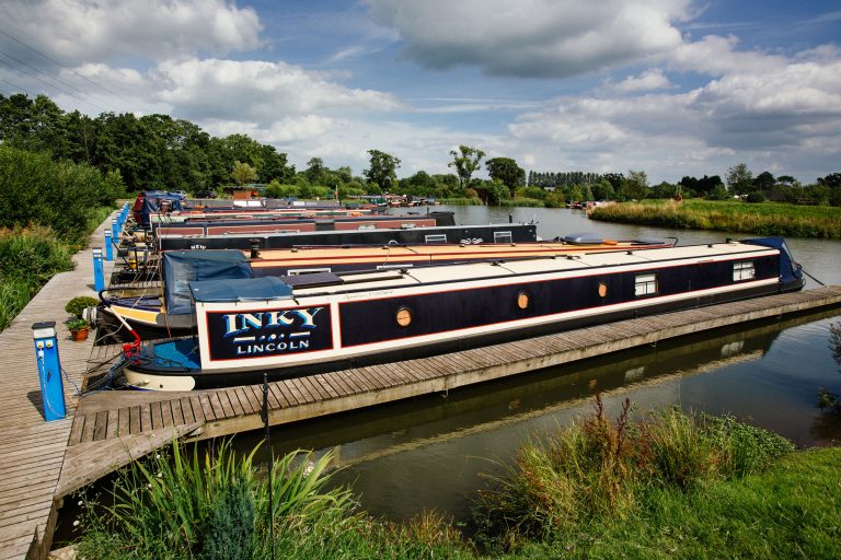 kings bromley marina boats 768x512