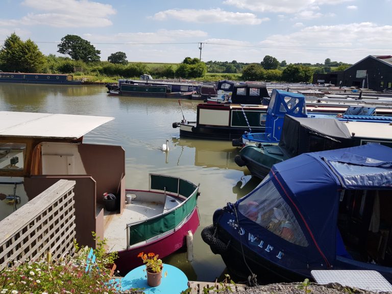 Devizes Marina villagemoorings 768x576
