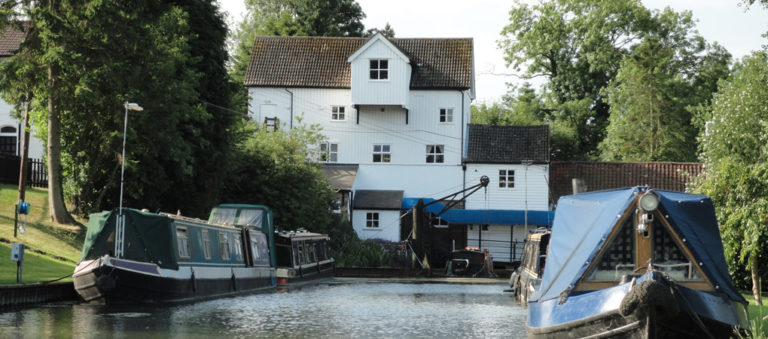 Hallingbury Marina boats 768x339