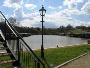 blisworth marina view 300x225