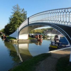 braunston marina entrance 300x300