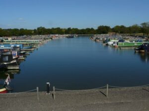 brinklow marina view 300x225