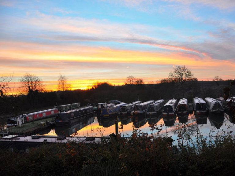 bugbrooke marina dusk 768x576