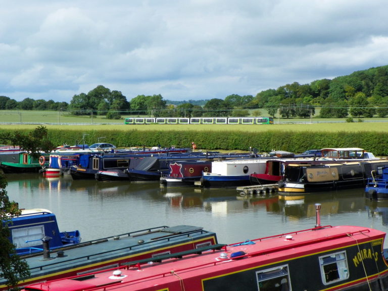 cowroast marina train 768x576