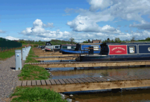 droitwich spa marina pontoons 300x204