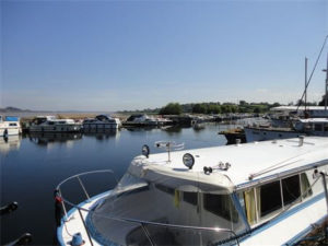 sharpness marina boats 300x225