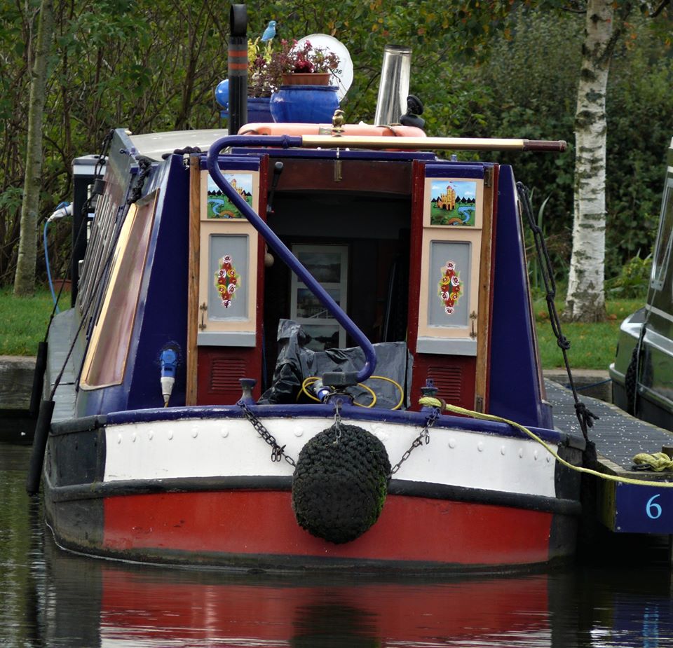 NB Mi Sueno - 60ft Traditional Style Narrowboat - Canal & River Hub