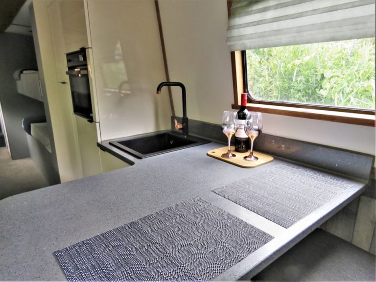 narrowboat willow grouse derby 5 768x576