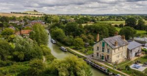 the barge inn pewsey 1 300x157