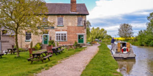 the barge inn pewsey 10 300x150