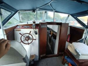 1975 Seamaster 23 for sale 5 300x225