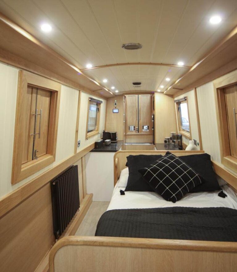 2022 Bespoke Boat Co narrowboat for sale 14 768x880