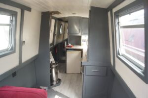 4ft reverse trad narrowboat for sale 3 300x200