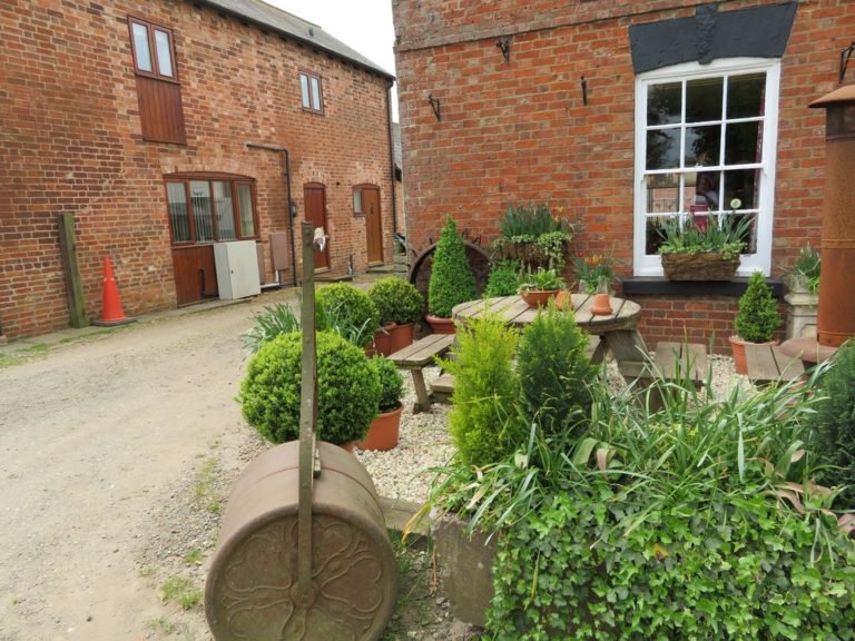 beautiful exterior gardens 1 768x576