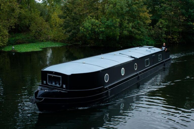 collingwood euro cruiser widebeam 1 768x511