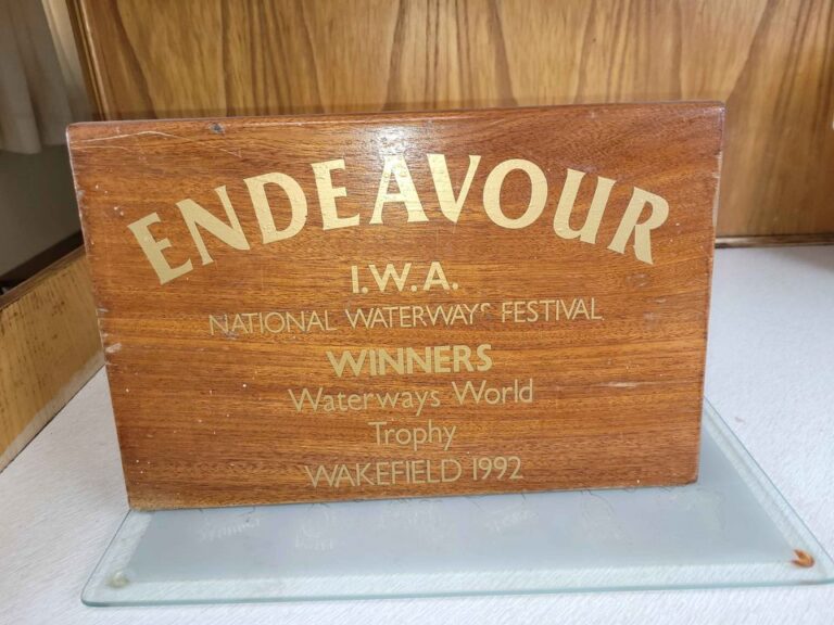 narrowboat endeavour preston 16 768x576