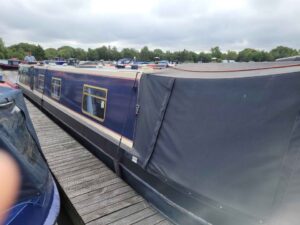 narrowboat endeavour preston 19 300x225