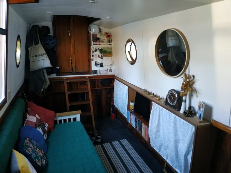 nb manouche ponders end 1 768x576