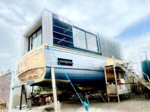 project houseboat for sale 2 300x225