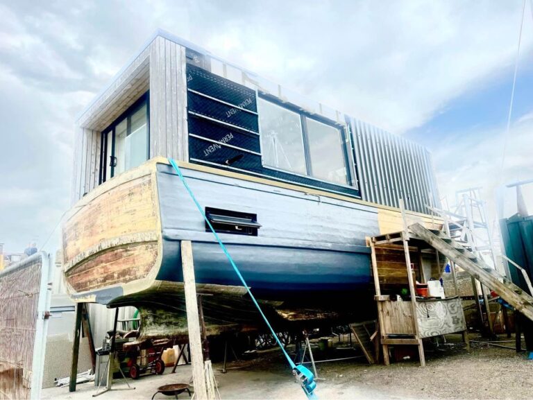 project houseboat for sale 2 768x577
