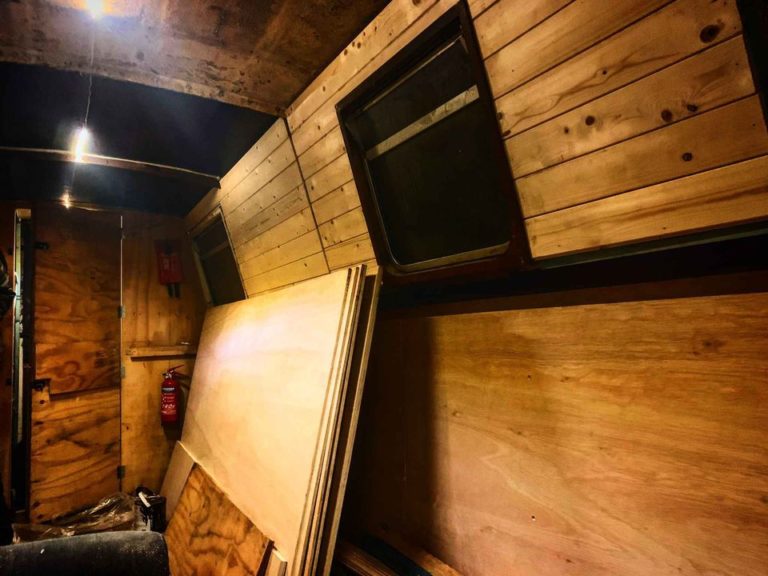 springer v bottom boat 11 768x576