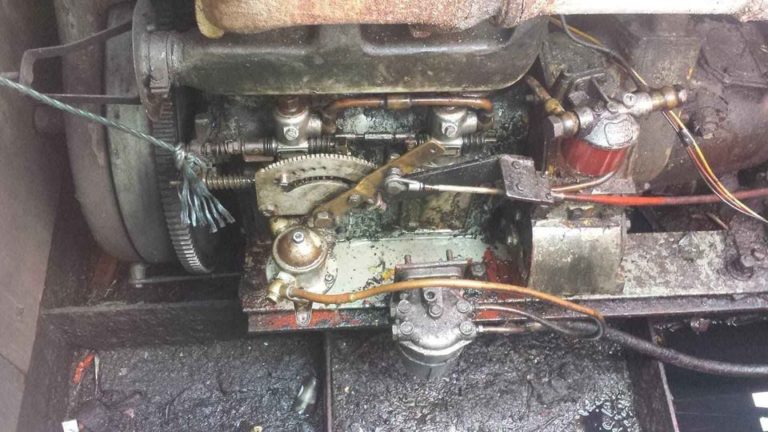 springer v bottom boat 8 768x432