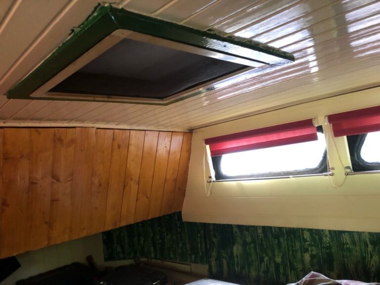 waterlillie dutch barge 4 768x576