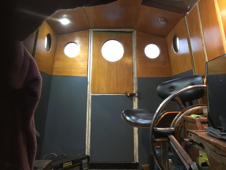 waterlillie dutch barge 5 768x576