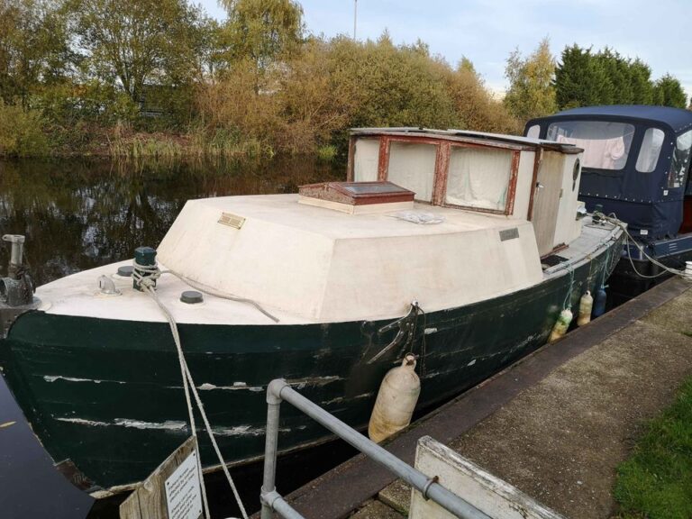 1942 wooden boat for sale 3 768x576