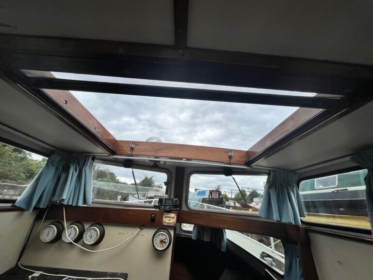 Dutch river cruiser 1 768x576