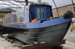 watford rd fab narrowboat for sale 1 300x198