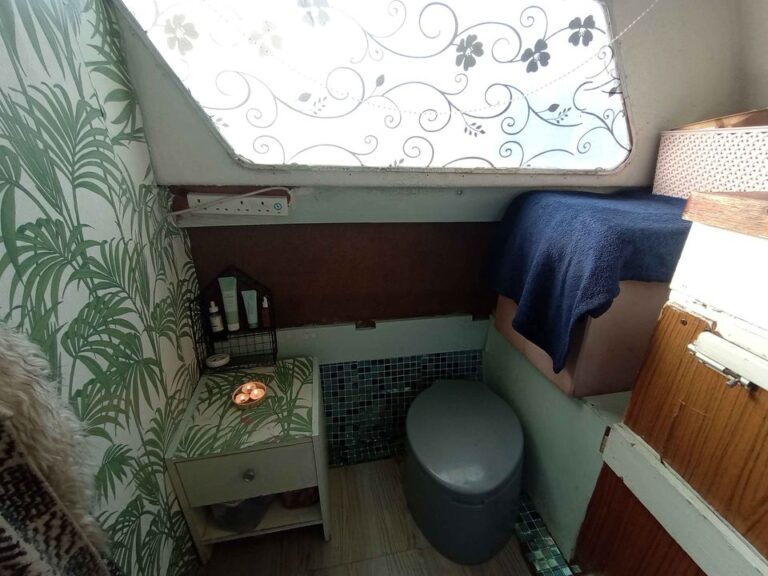 1971 river cruiser dawn craft 4 768x576