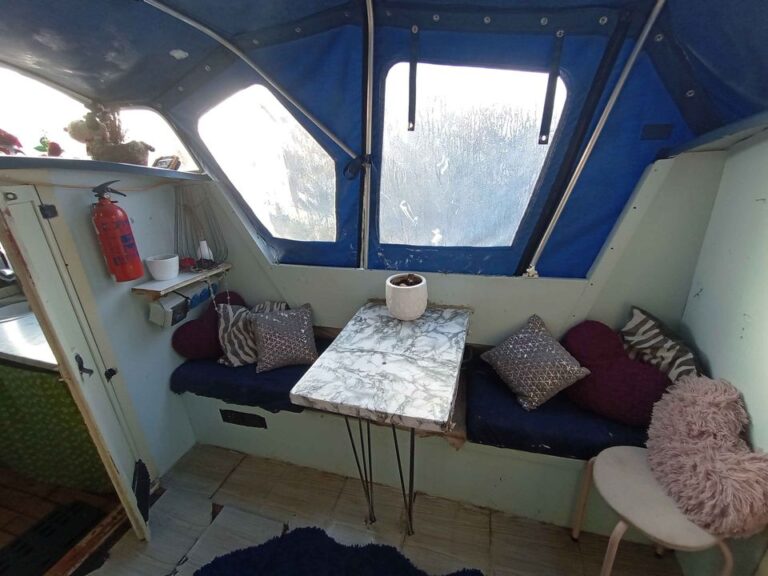 1971 river cruiser dawn craft 5 768x576