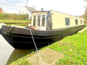 1993 45ft cruiser stern narrowboat 4 300x225