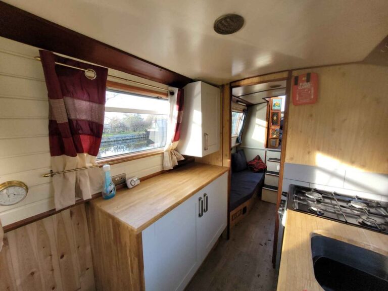 1986 Cruiser stern Sweet dreams 24 768x576