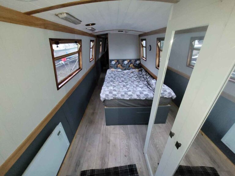 1999 cruiser stern narrowboat 15 768x576