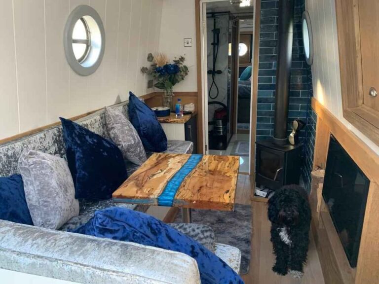 2000 Cruiser Stern Narrowboat For Sale 3 768x576