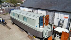 Boutique Narrowboat Houseboat Peniche 1989 2 300x169