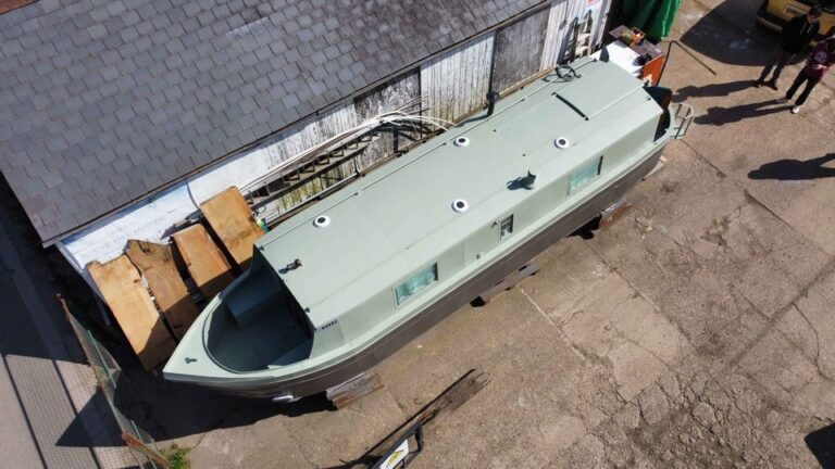 Boutique Narrowboat Houseboat Peniche 1989 4 768x432