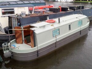 Boutique Narrowboat Houseboat Peniche 1989 5 300x225