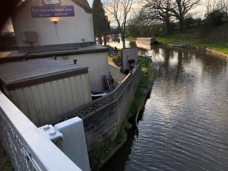 narrow boat inn 1 768x576