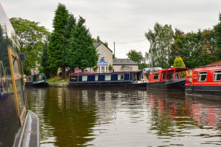 narrowboat in whittington 2 768x512