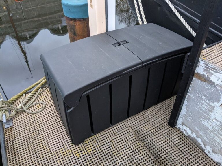1935 Dutch Barge with London Mooring For Sale 16 768x576