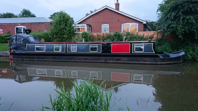 1986 Gordon and Wilson narrowboat for sale 13 768x432