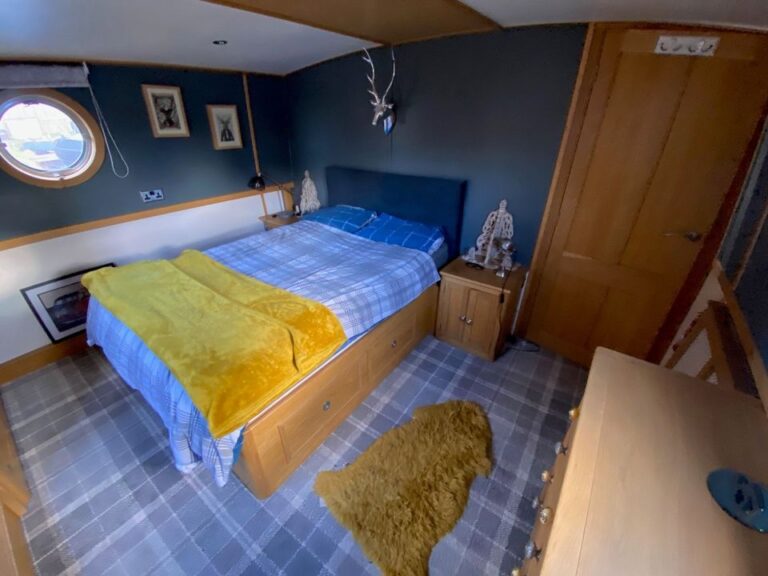 2018 DB Marine widebeam Goole 7 768x576