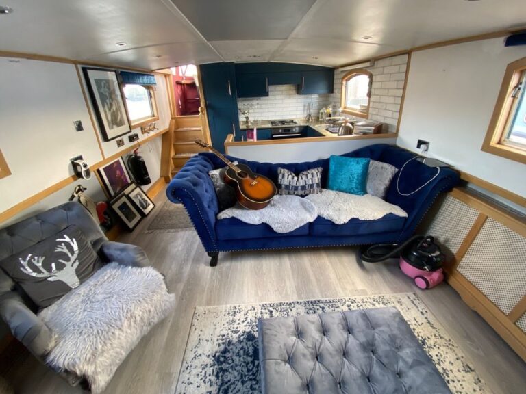 2018 DB Marine widebeam Goole 9 768x576