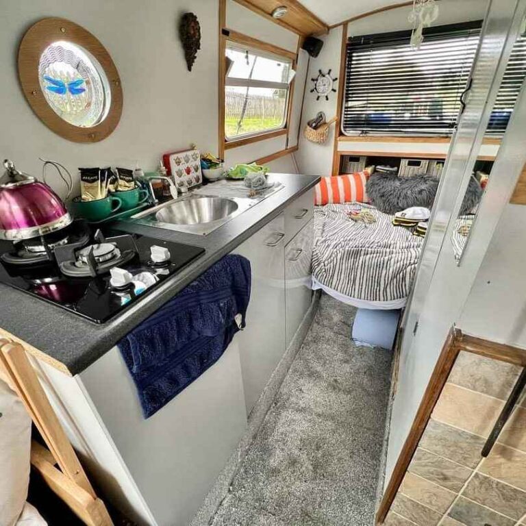 20ft Spinger Narrowboat For Sale 5 768x768