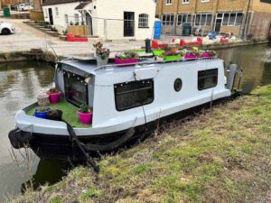 20ft Spinger Narrowboat For Sale 6 300x225