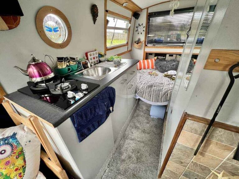20ft Spinger Narrowboat For Sale 8 768x576